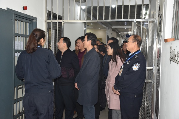 市民政局到济宁市看守所开展警示教育活动